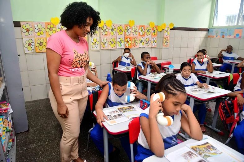Professores Da Rede Municipal De Salvador    Jefferson Peixoto Secom