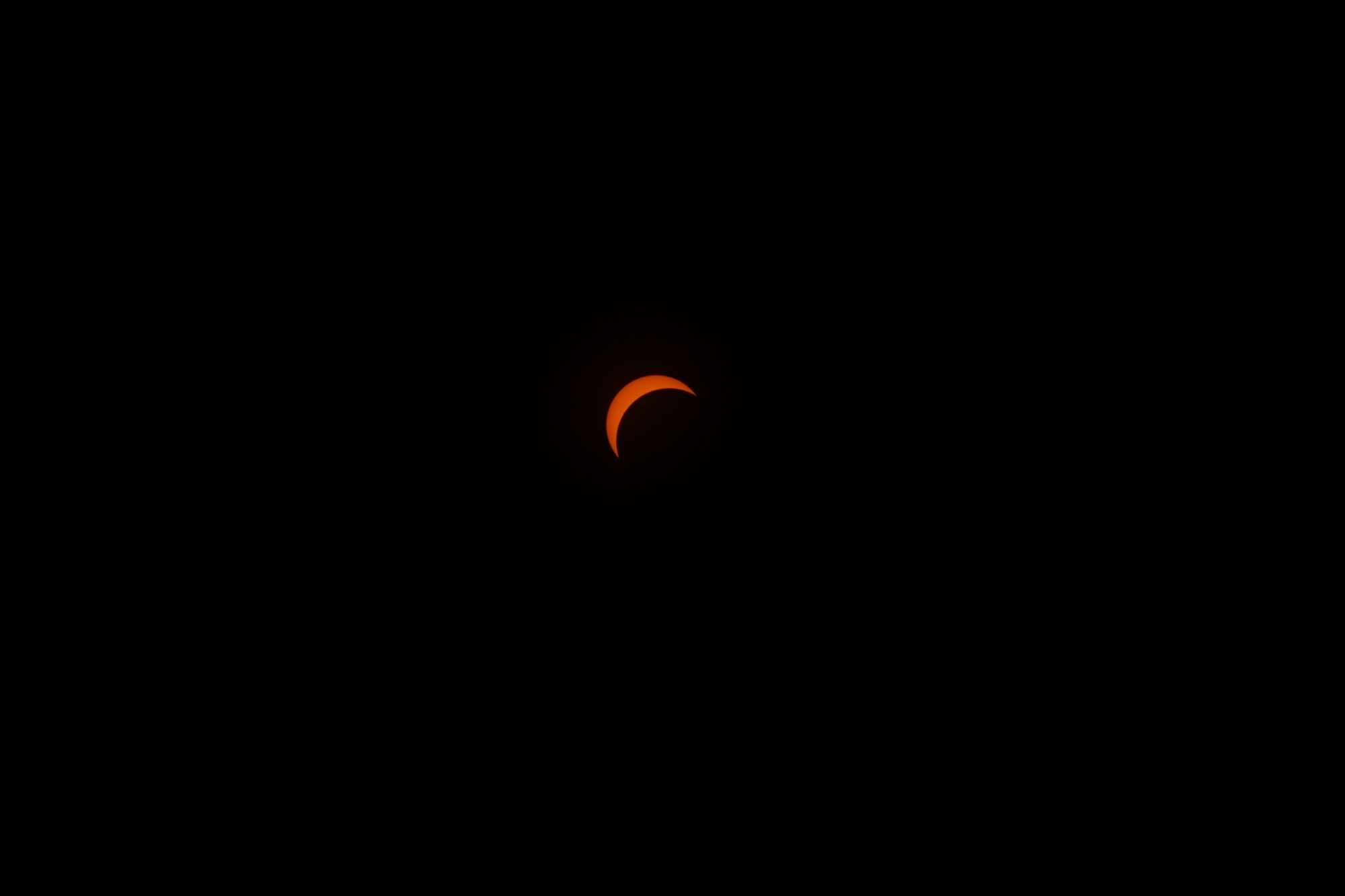 Do ponto de vista astron&ocirc;mico, eclipses acontecem quando Sol, Terra e Lua se alinham de forma precisa. | Foto: Ilustrativa/Pexels