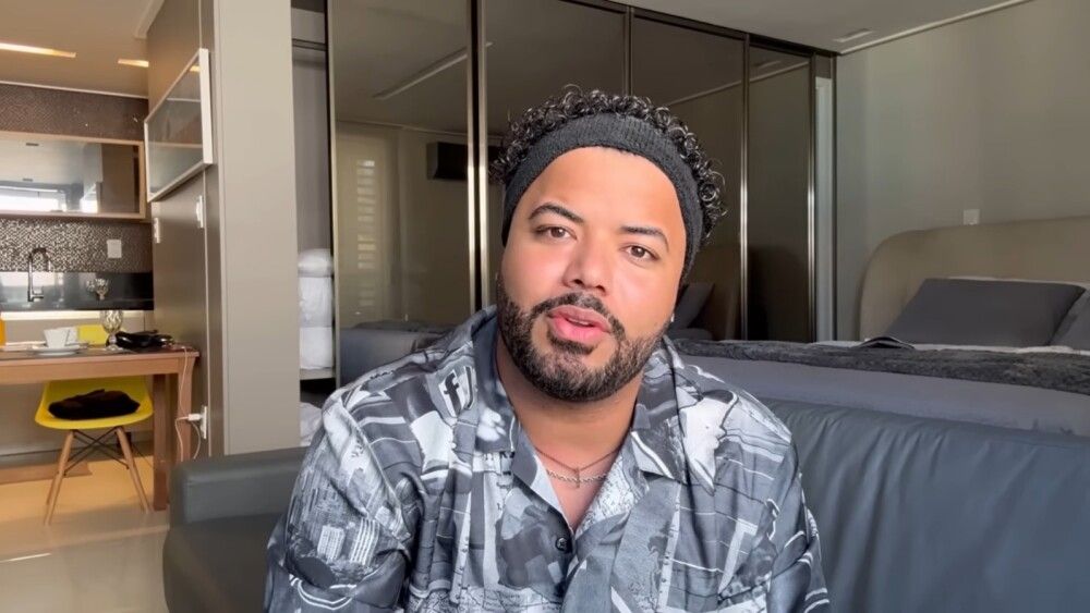 O Ministério Público da Paraíba (MP-PB) denunciou o influencer Hytalo Santos e o marido, Israel. | Foto: Redes Sociais
