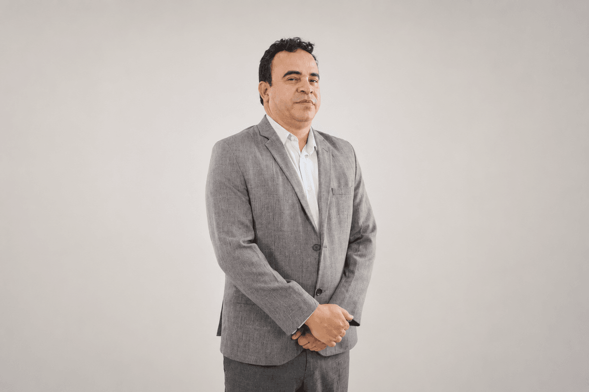O candidato ao Governo da Bahia Ronaldo Mansur (PSOL) sofreu um acidente de carro. | Foto: Redes Sociais