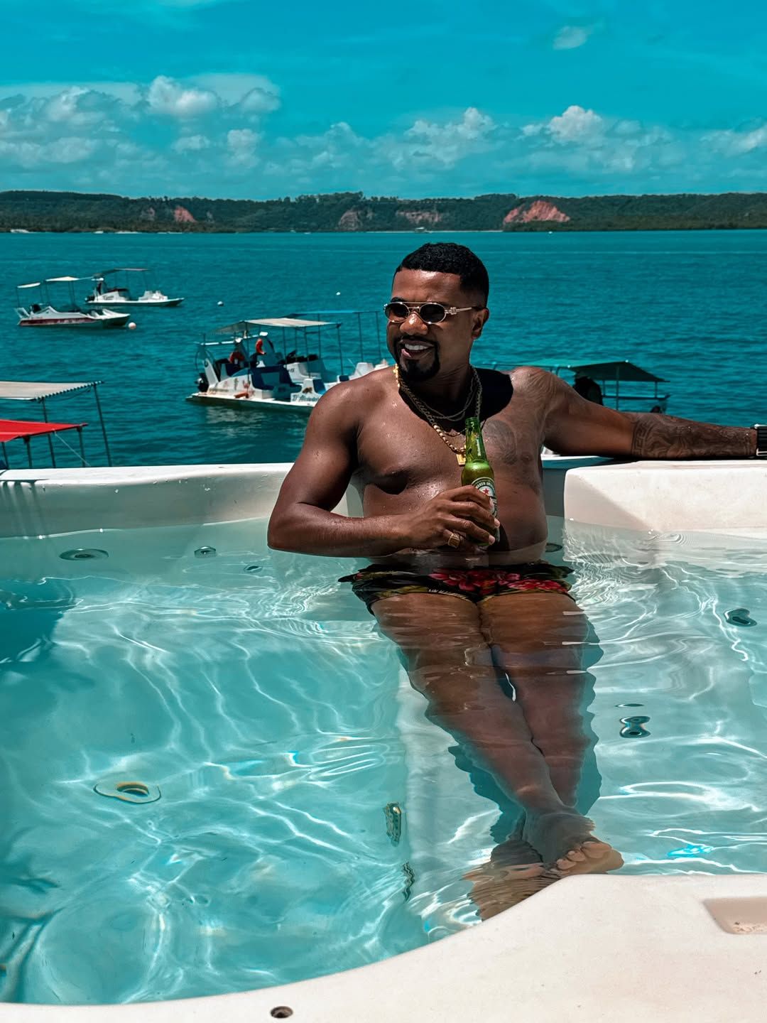 O baiano Davi Brito, vencedor do BBB&nbsp;24, respondeu &agrave;s declara&ccedil;&otilde;es de Beatriz Reis, conhecida como Bia do Br&aacute;s. | Foto: Redes Sociais