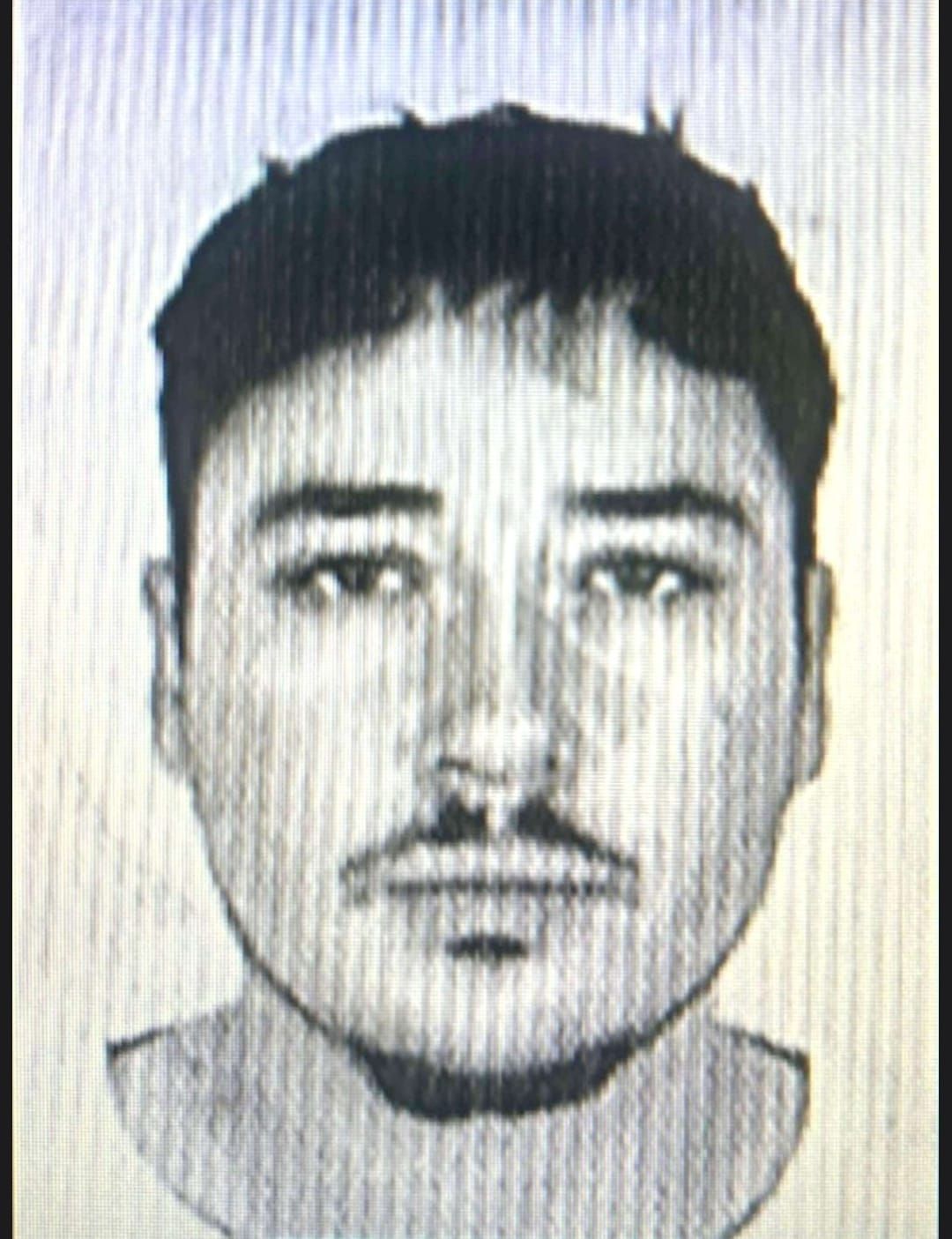 No intervalo do jogo, o torcedor chileno foi flagrado por c&acirc;meras de videomonitoramento, fazendo gestos de macaco direcionados aos atletas do Bahia. | Foto: Redes Sociais