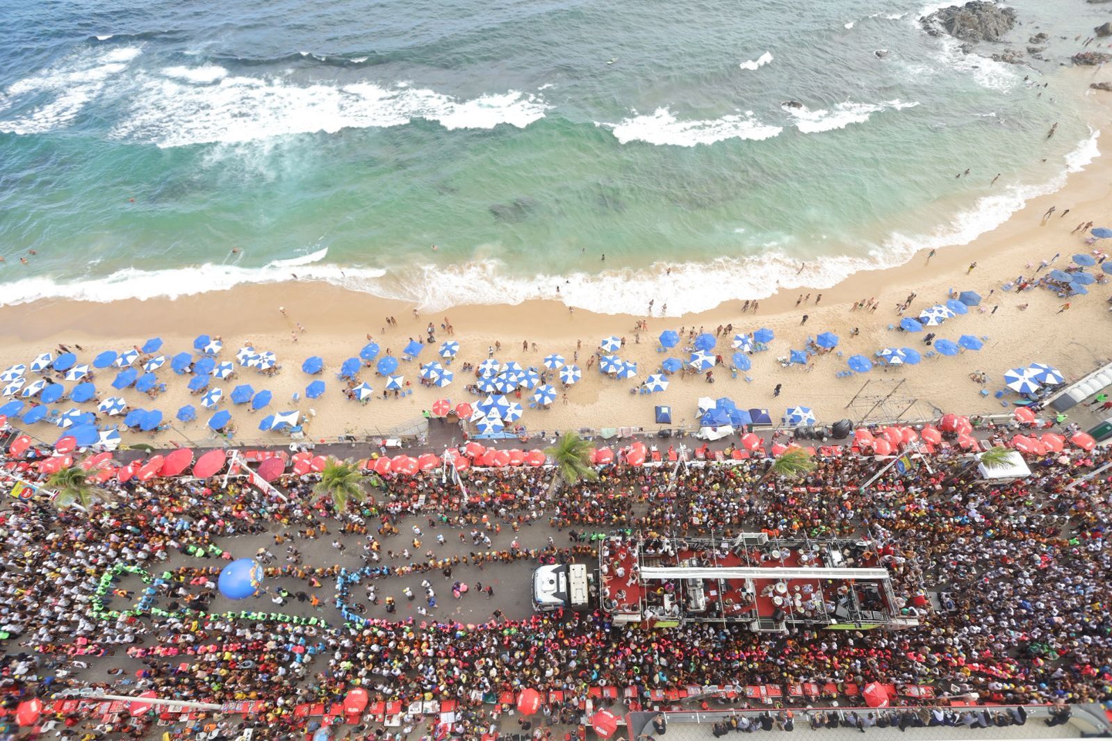 O Aratu On, que cobriu todos os dias de folia nos circuitos principais, Centro Hist&oacute;rico e palcos alternativos, separou os momentos mais marcantes do Carnaval de Salvador. | Foto: Ag. Fred Pontes
