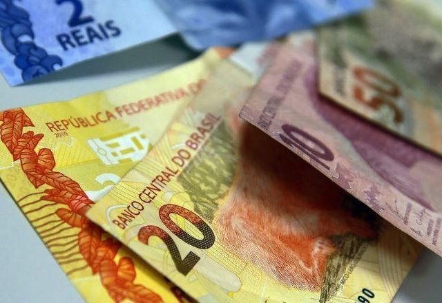Cédulas De Dinheiro Agência Brasil