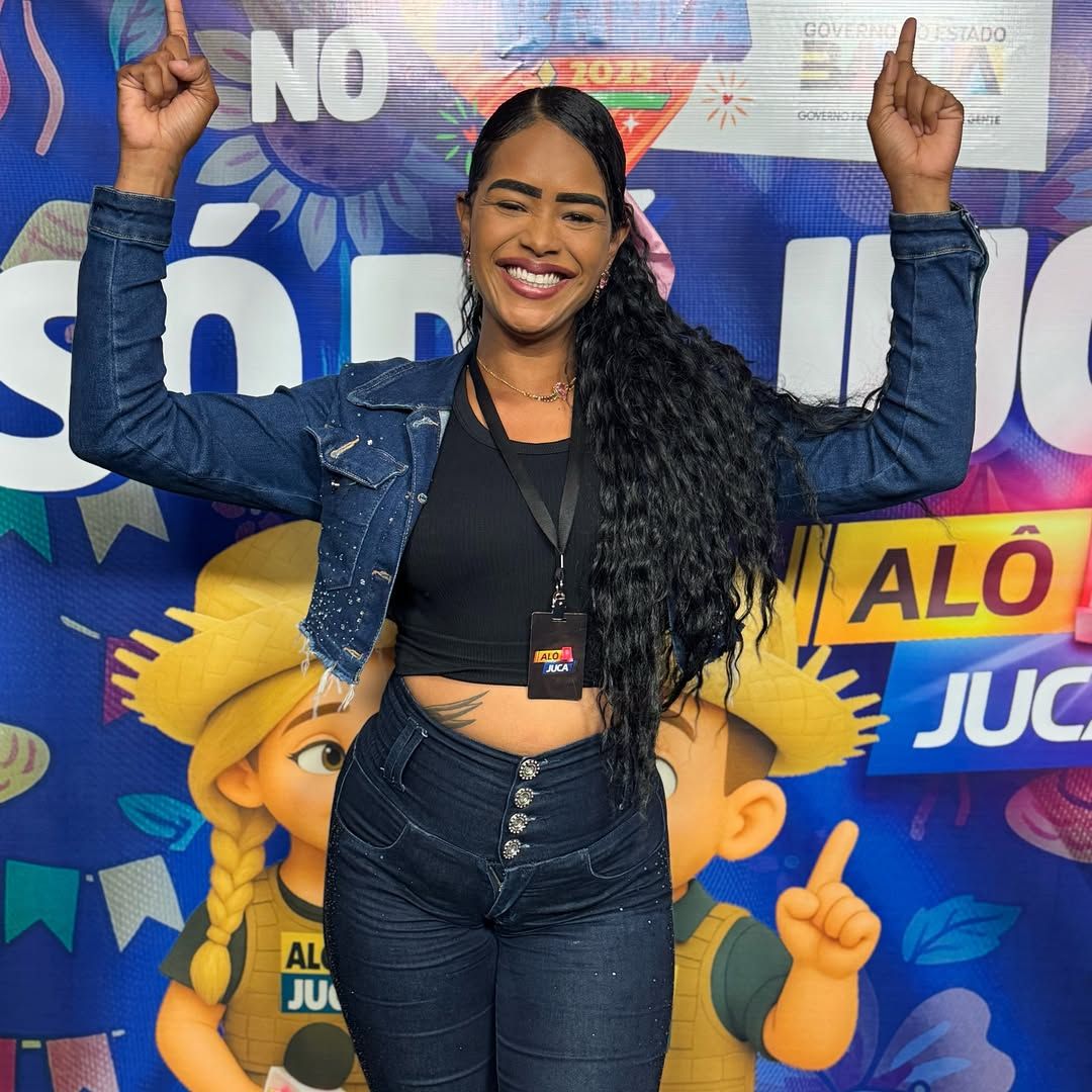 Em entrevista &agrave; TV Aratu, Sther afirmou que o respons&aacute;vel pelo vazamento seria um estrangeiro com quem ela mantinha um relacionamento. | Foto: Redes Sociais