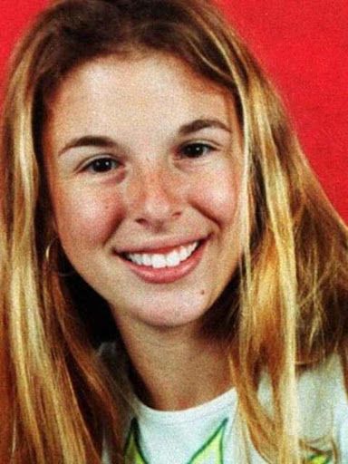 A ex-detenta, condenada pelo assassinato dos pais em 2002, ultrapassou 100 mil seguidores no perfil profissional do Instagram. | Foto: Redes Sociais