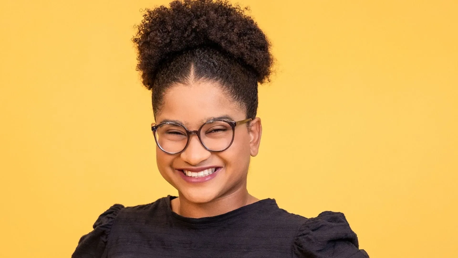 Ap&oacute;s internautas levantarem suspeitas sobre um suposto diagn&oacute;stico de autismo de Milena, do BBB 26, a equipe da sister se pronunciou. | Foto: TV Globo