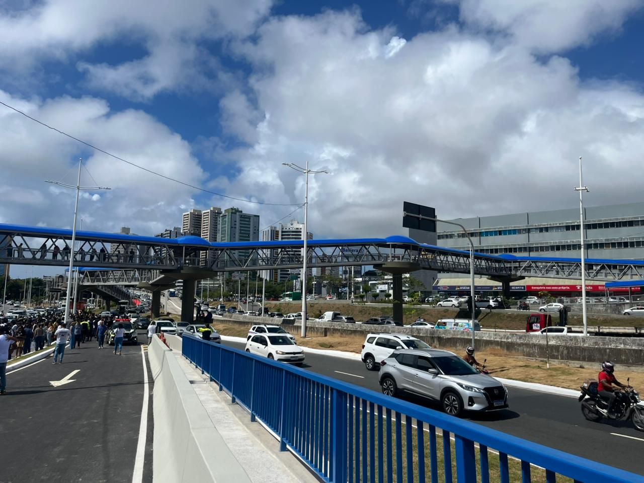 Viaduto Jos&eacute; Linhares liga Av. ACM ao Acesso Norte | Foto: Jo&atilde;o Tramm/Aratu On