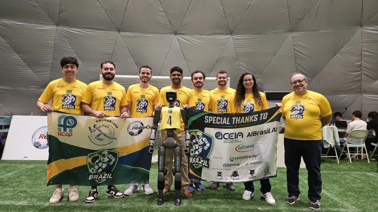 Natural de Presidente Dutra, jovem engenheiro de computa&ccedil;&atilde;o ganhou destaque ap&oacute;s participar de competi&ccedil;&atilde;o internacional de rob&oacute;tica em Pequim. | Foto: Redes Sociais