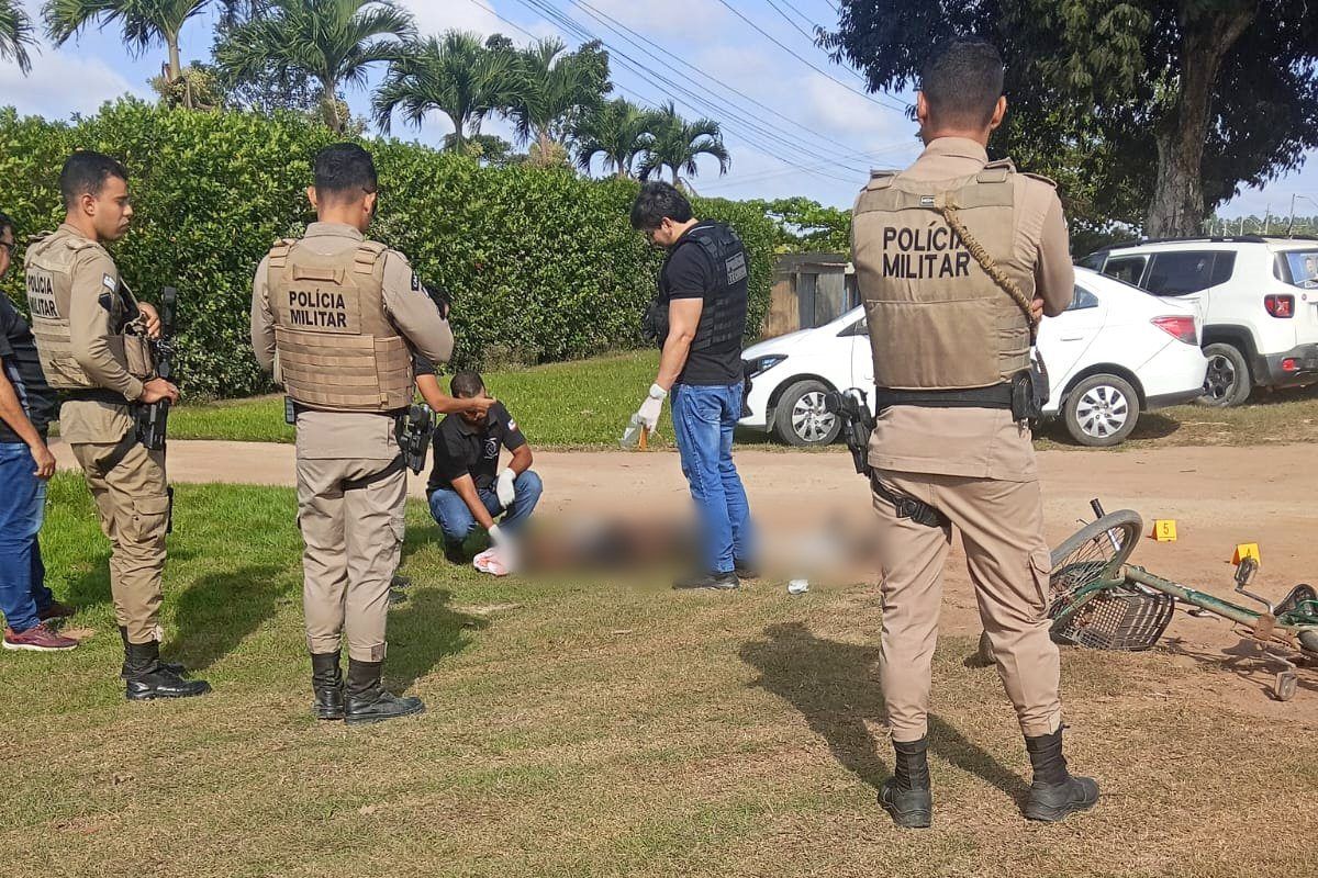 Um jovem de 19 anos foi morto a tiros enquanto ia de bicicleta para o trabalho, no início da manhã desta terça-feira (1º). | Foto: Radar News
