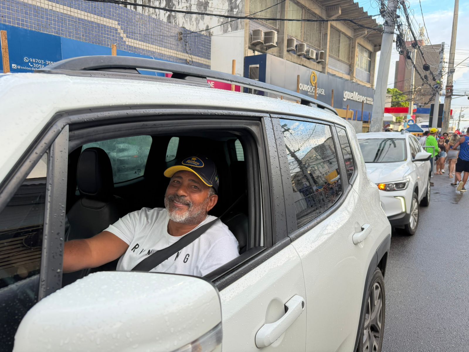 O motorista por aplicativo Luiz Silva contou que, devido &agrave; festa, tem enfrentado muito tr&acirc;nsito para entrar e sair dos circuitos. | Foto: Jo&atilde;o Tramm/Aratu On