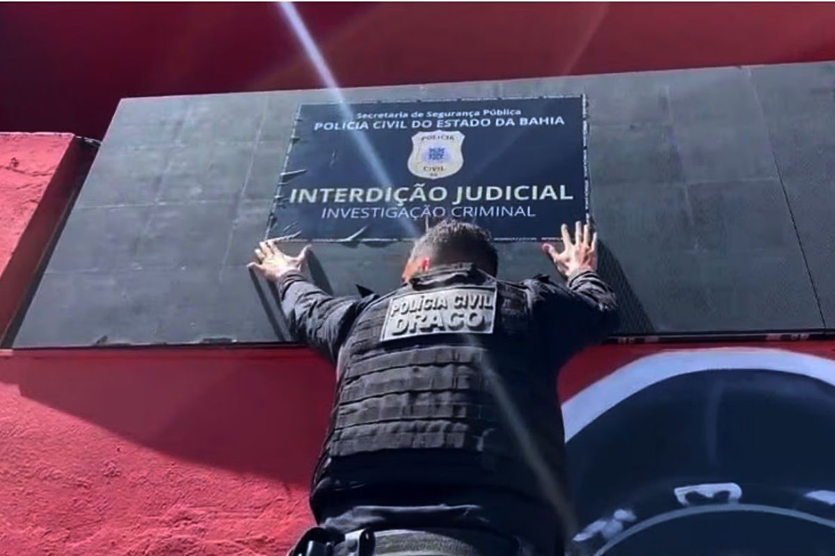 Segundo a pol&iacute;cia, o espa&ccedil;o era utilizado para oculta&ccedil;&atilde;o e dissimula&ccedil;&atilde;o de recursos provenientes das rifas ilegais. | Foto: Pol&iacute;cia Civil