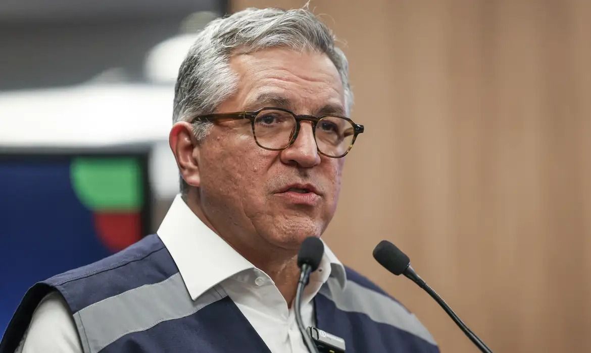 Ministro da Saúde, Alexandre Padilha, atualizou estratégia contra metanol | Foto: José Cruz/Agência Brasil
