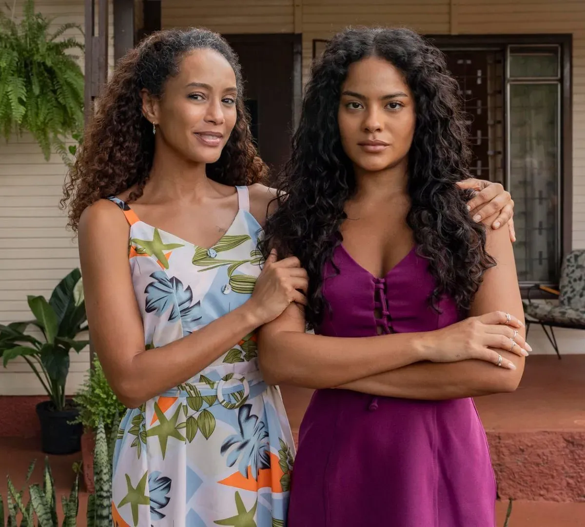 A denúncia apresentada por Taís também reacendeu o debate sobre representatividade e protagonismo de personagens negros em produções de horário nobre. | Foto: Divulgação/TV Globo