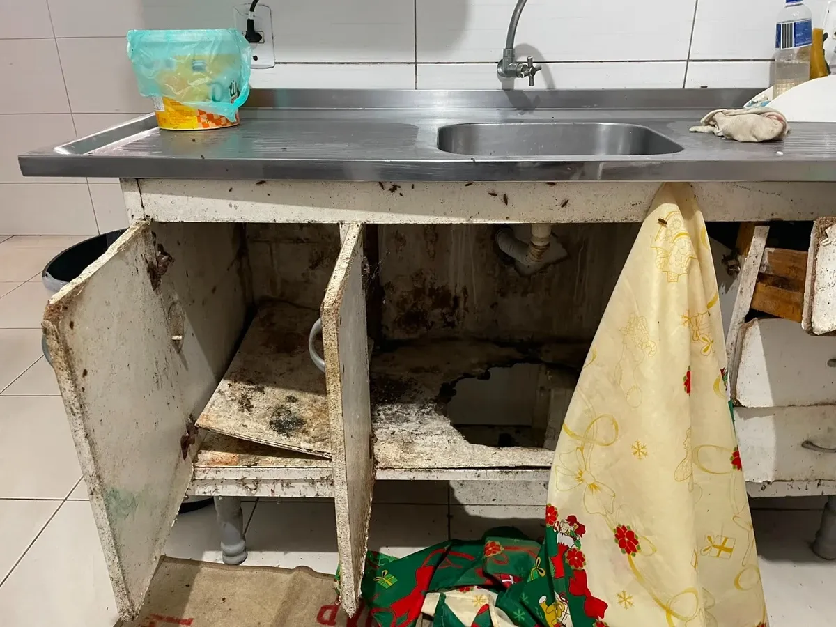 A acusada responderá pelos crimes de deixar de prestar assistência indispensável a pessoas idosas e expô-las a condições desumanas. | Foto: MP-BA