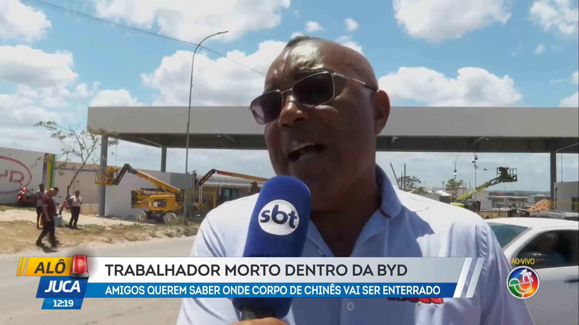 O trabalhador morreu na tarde de segunda-feira (19), ap&oacute;s cair de uma altura durante uma atividade no canteiro de obras do complexo industrial da BYD na Bahia. | Foto: Reprodu&ccedil;&atilde;o/TV Aratu