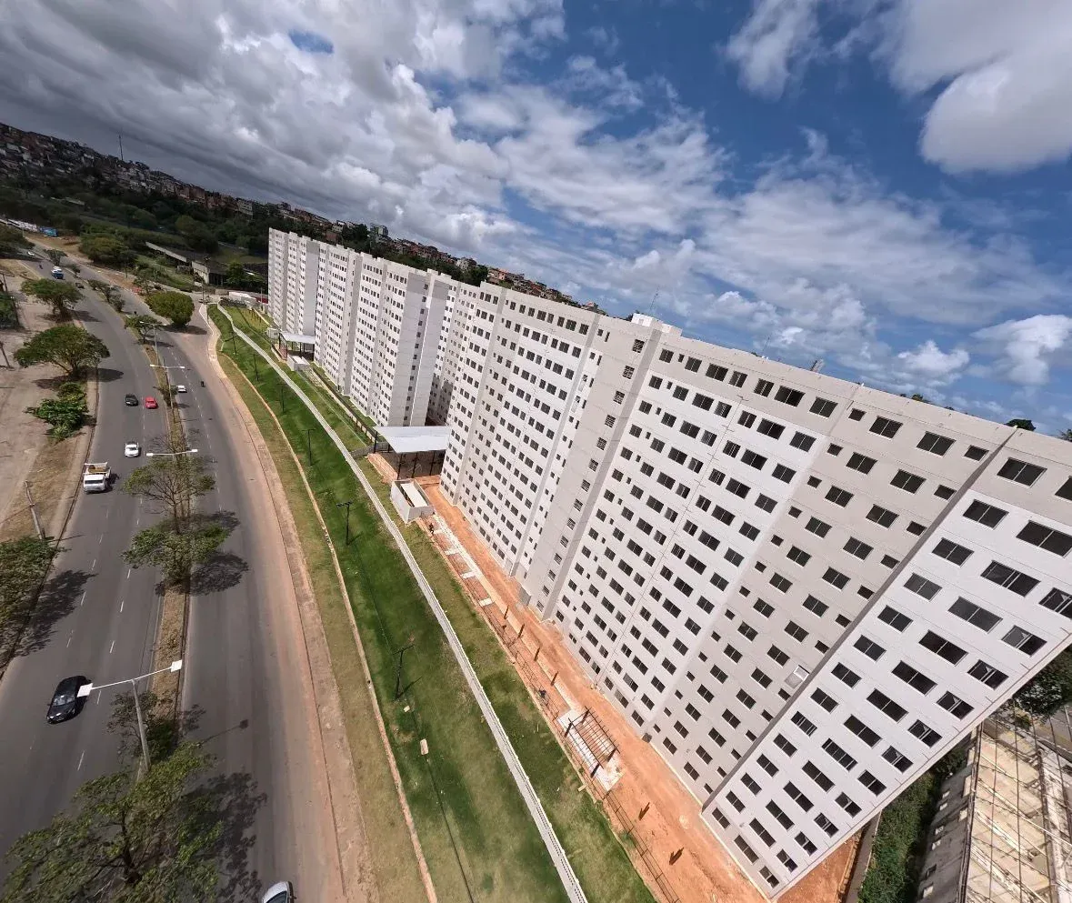 Entre as condições anunciadas estão entradas a partir de R$ 250, parcelamento em até 100 vezes e descontos de até R$ 100 mil. | Foto: Divulgação