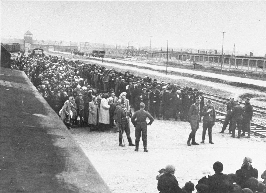 Auschwitz foi um complexo de campos de concentra&ccedil;&atilde;o e exterm&iacute;nio criado pela Alemanha nazista. | Foto: Enciclop&eacute;dia do Holocausto 