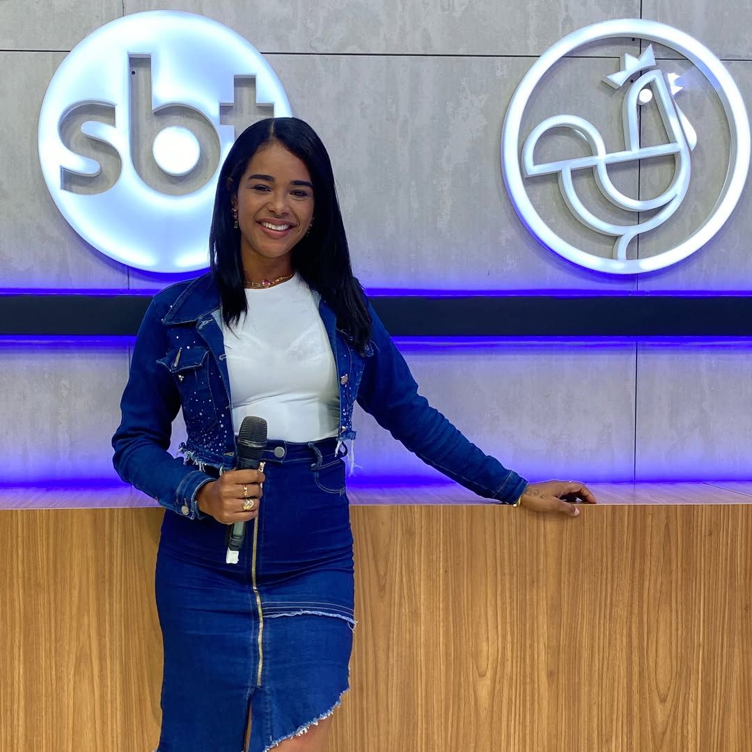 Em junho de 2025, Sther Reis, a Varoa, falou, em entrevista ao programa Al&ocirc; Juca, sobre a trai&ccedil;&atilde;o que sofreu do marido. | Foto: Redes Sociais