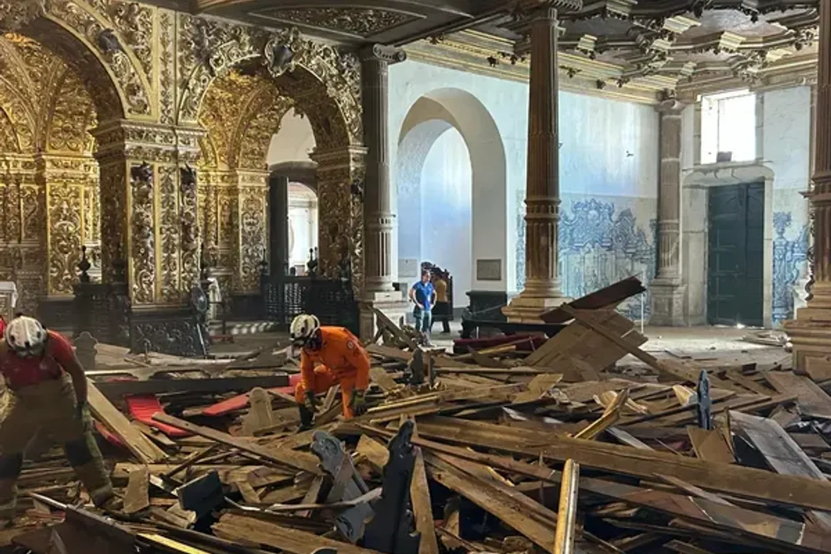 Igreja de S&atilde;o Francisco de Assis desabou no Pelourinho em fevereiro de 2025. Foto: Codesal