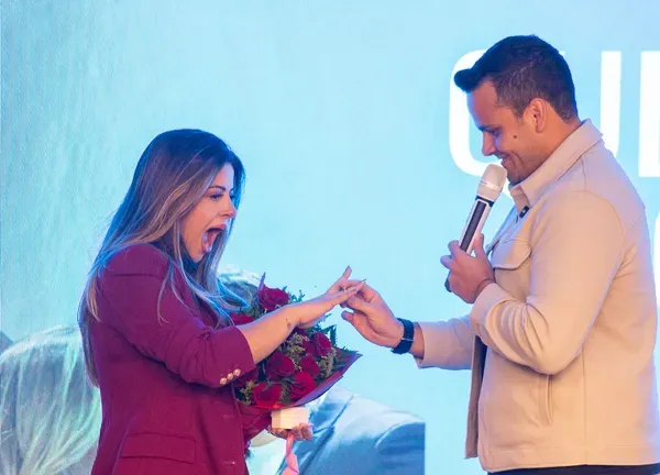 Pedido de Casamento foi feito em encontro de empresários em Salvador | Divulgação