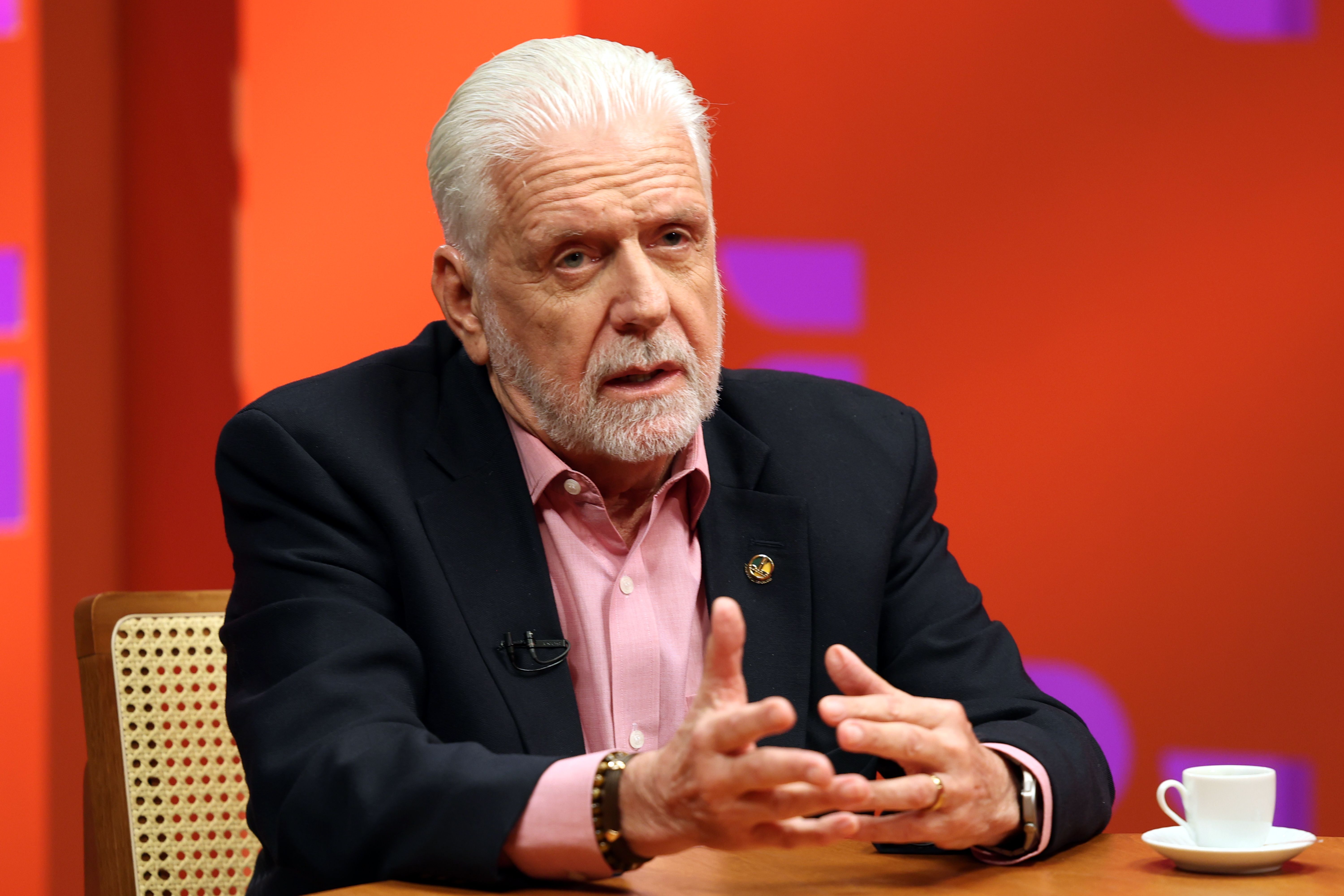 O senador Jaques Wagner (PT) dever&aacute; cumprir uma s&eacute;rie de medidas cautelares determinadas pelo ministro do STF Andr&eacute; Mendon&ccedil;a. | Foto: Valter Campanato/Ag&ecirc;ncia Brasil