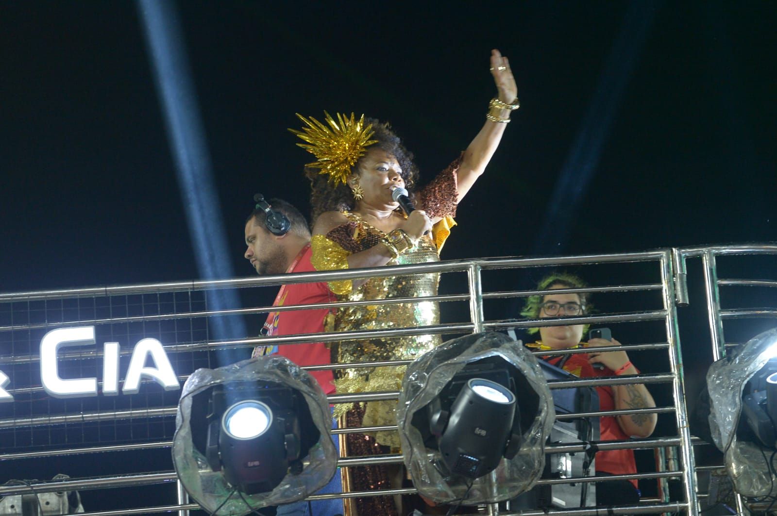 A cantora e compositora Margareth Menezes voltou a comandar o bloco Os Mascarados no Carnaval de Salvador 2026. | Foto: Andr&eacute; Muzell/Ag. F Pontes