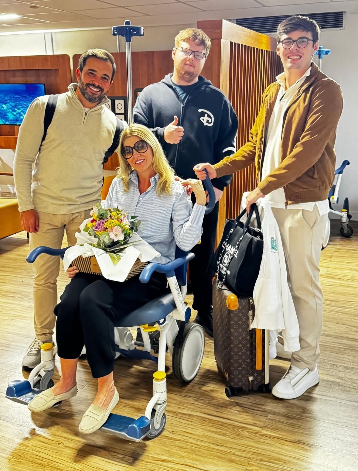 A apresentadora e empresária Val Marchiori, de 51 anos, inicia, nesta terça-feira (14), o tratamento contra o câncer com a primeira sessão de quimioterapia. | Foto: Redes Sociais