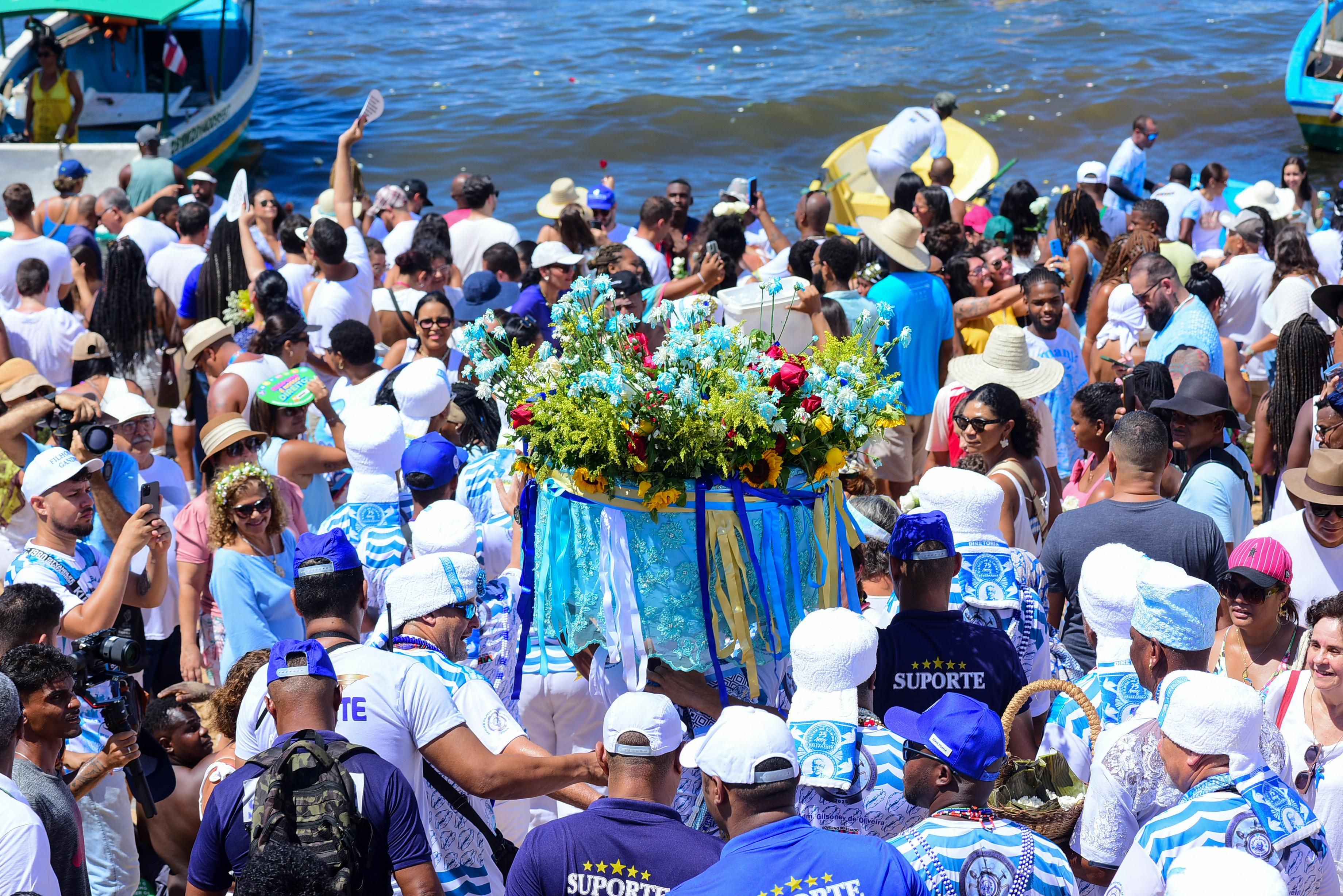 Al&eacute;m do aspecto religioso, a Festa de Yemanj&aacute; tamb&eacute;m se consolidou como um evento cultural da Bahia. | Foto: Jefferson Peixoto/Secom