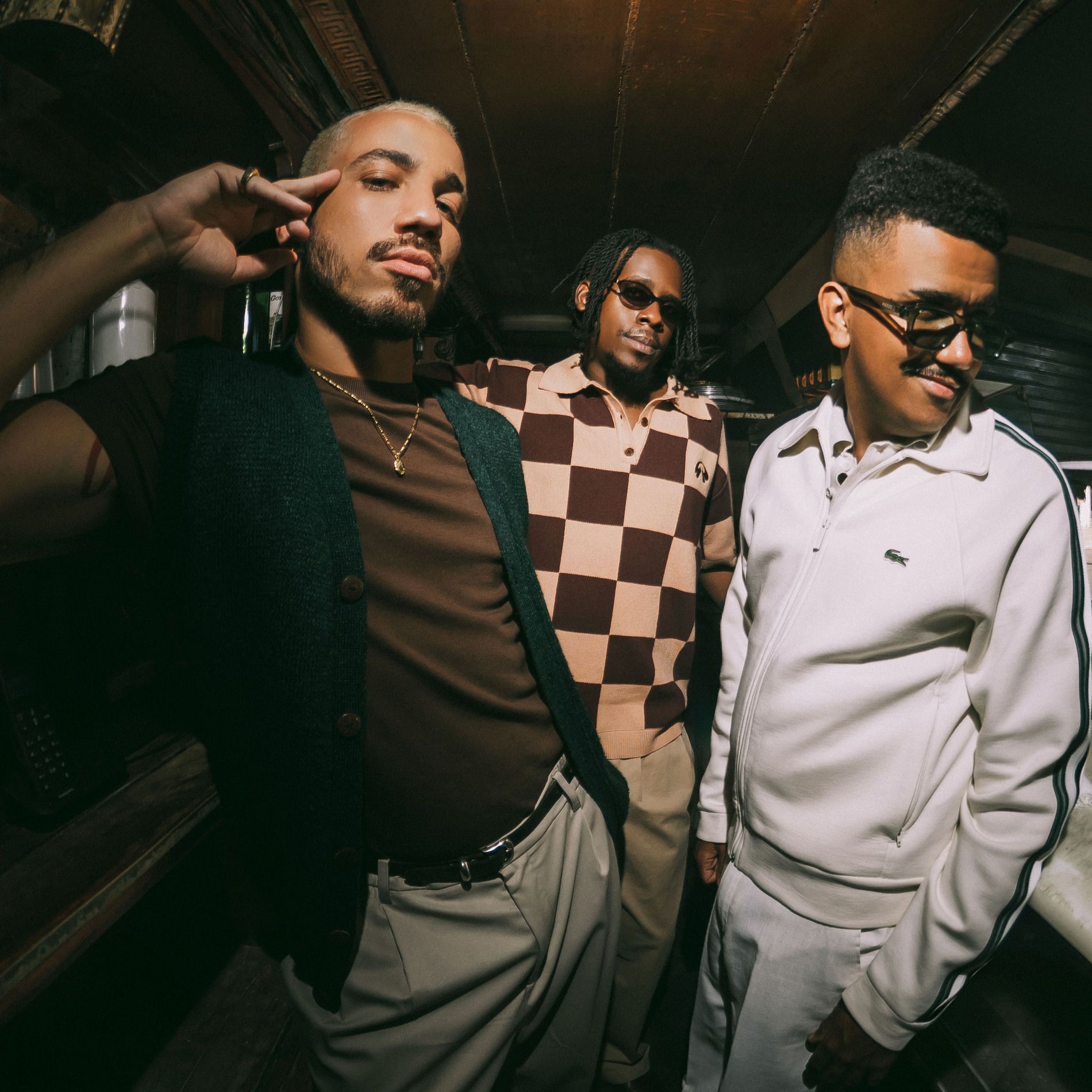 O trio apresenta um espet&aacute;culo que mistura pop, MPB, soul, samba e funk. | Foto: Divulga&ccedil;&atilde;o