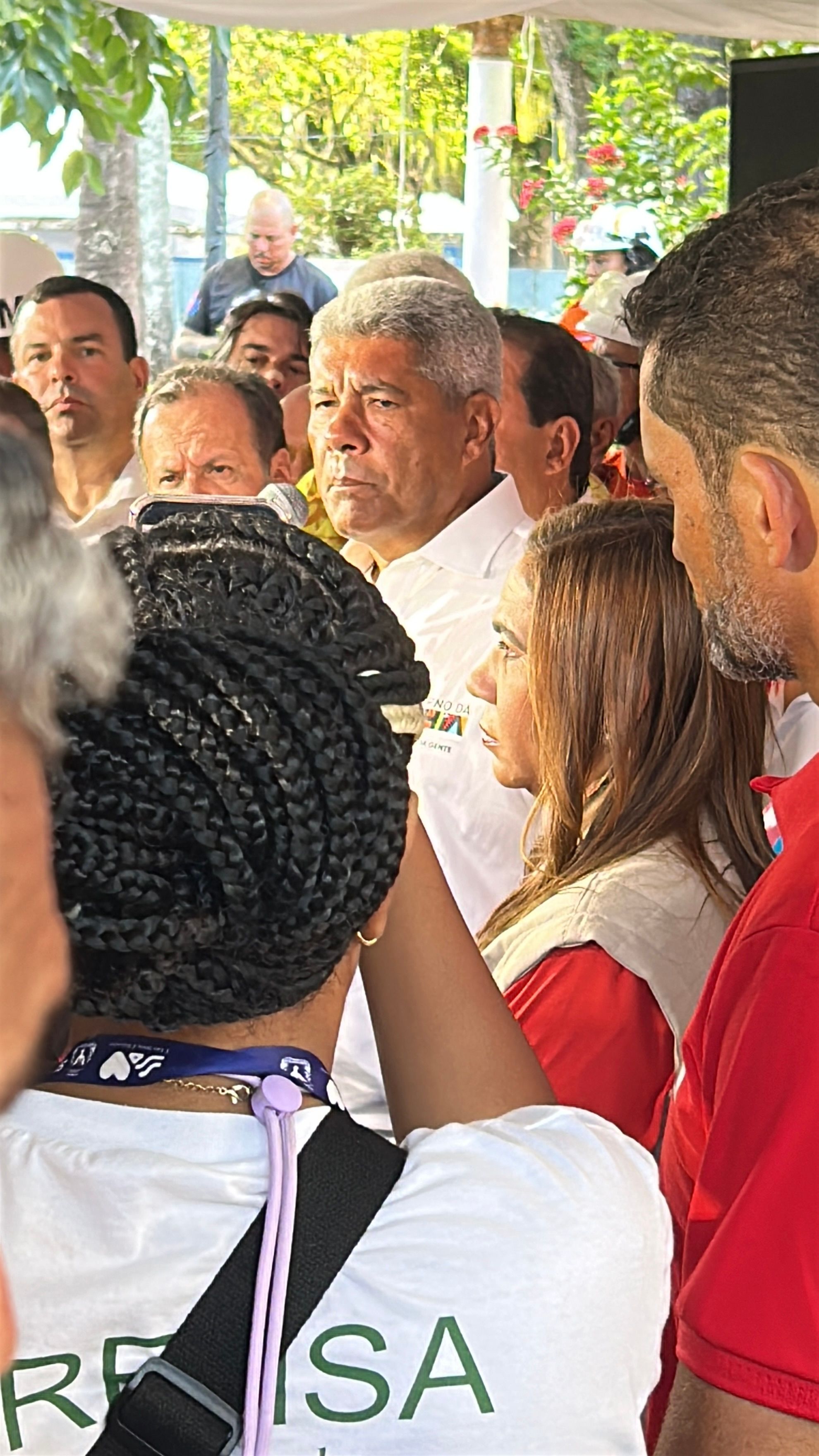 O governador da Bahia, Jer&ocirc;nimo Rodrigues (PT), destacou, durante a abertura oficial do Carnaval de Salvador, a busca por unidade pol&iacute;tica e refor&ccedil;o na seguran&ccedil;a do estado. | Foto: Luzia Carrera/Aratu On