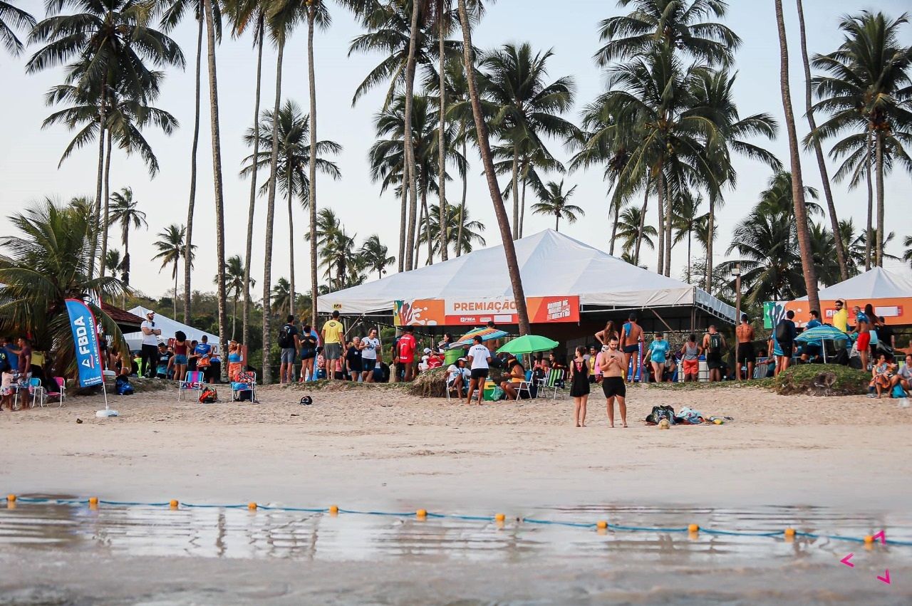 Praia Em Salvador Recebe 8ª Etapa Do Campeonato Baiano De Águas Abertas