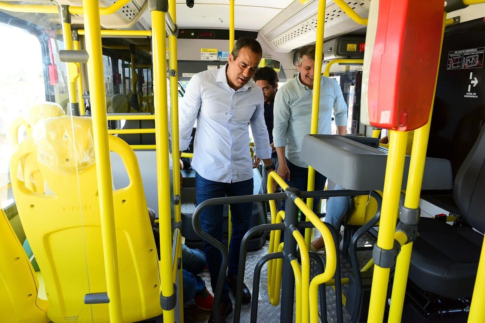 Bruno Reis assinou anistia de dívidas às empresas de ônibus | Foto: Valter Pontes/Secom