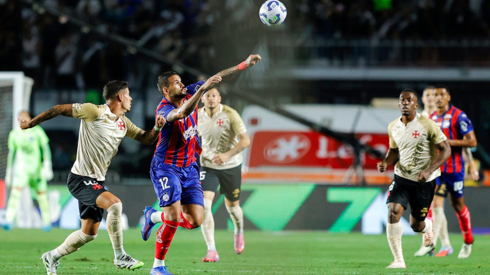 Vasco 3 x 1 Bahia pela 16ª rodada do Brasileirão | Foto: Aratu On