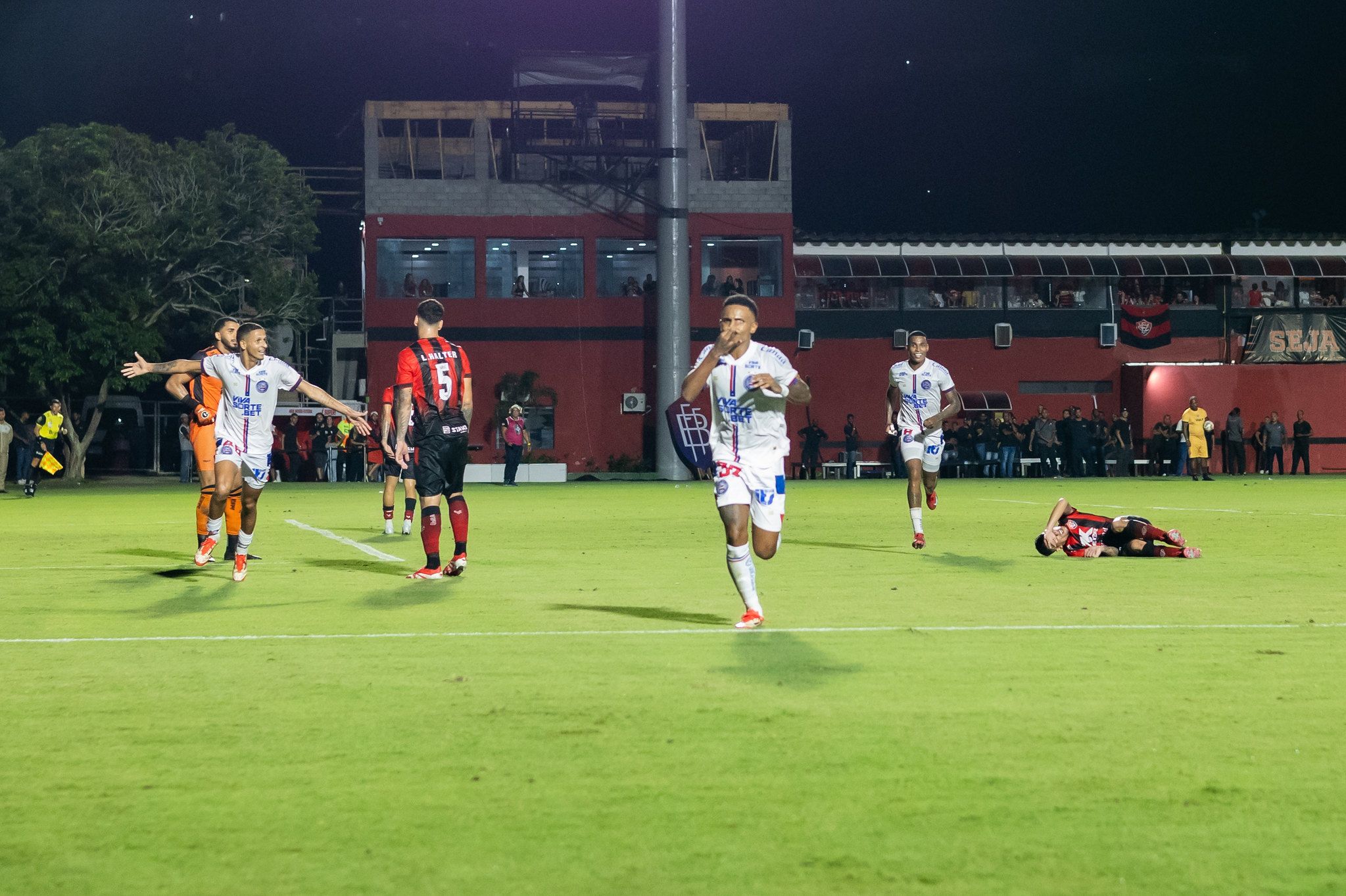 Kayky faz gol no Ba-Vi e provoca Vit&oacute;ria no Barrad&atilde;o | Fotos: Let&iacute;cia Martins/EC Bahia