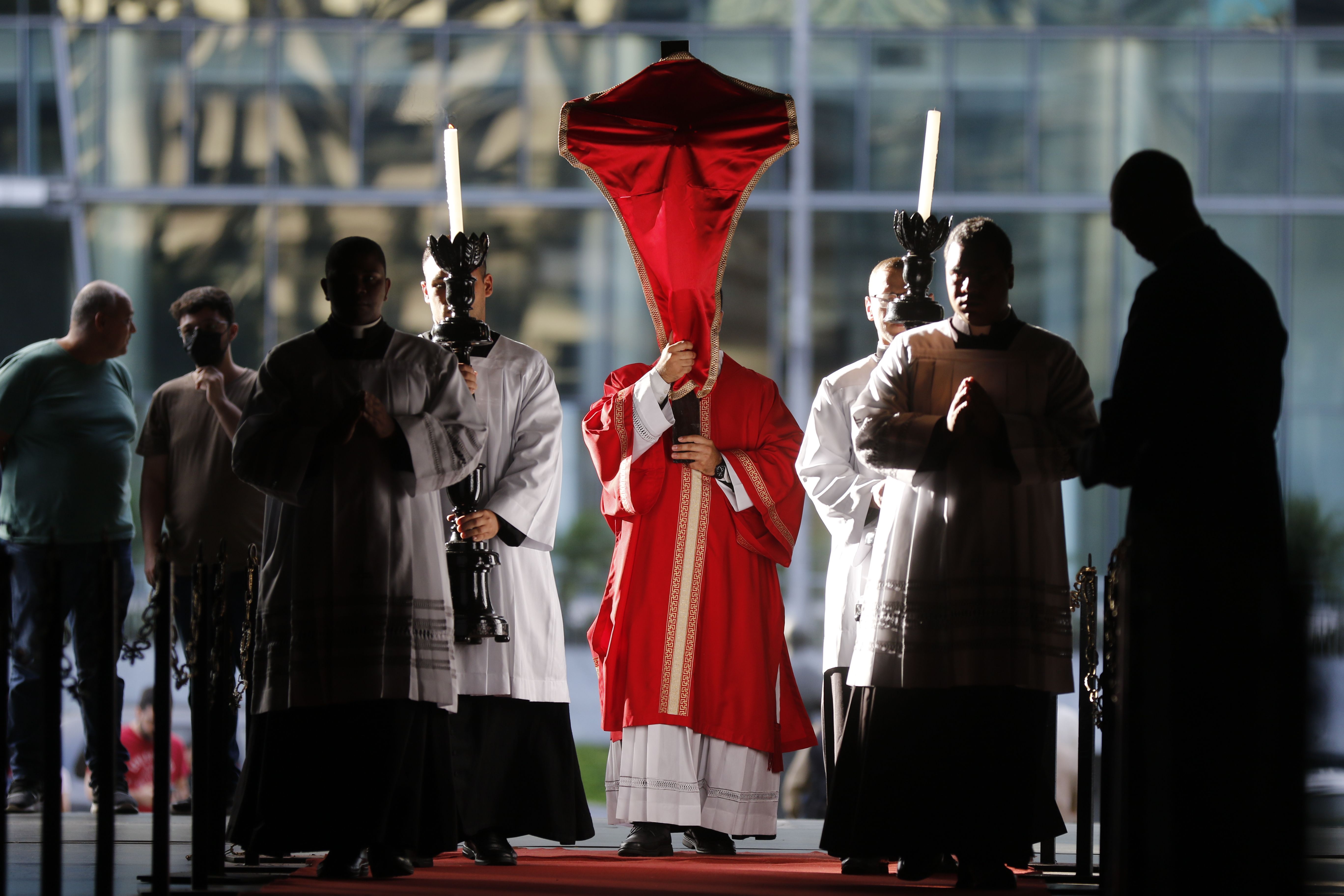 Nas semanas que antecediam a P&aacute;scoa, as igrejas costumavam ficar cheias de fi&eacute;is que buscavam o sacramento da confiss&atilde;o. | Foto: Fernando Fraz&atilde;o/Ag&ecirc;ncia Brasil