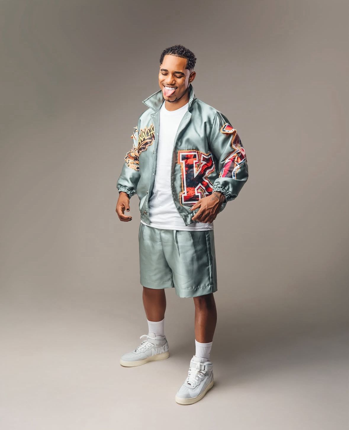 A entrada é gratuita, mediante doação de um pacote de alimento não perecível. | Foto: Redes Sociais