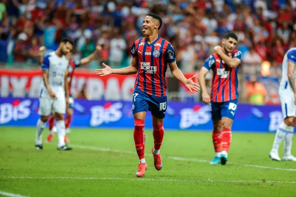 Atacante Tiago comemora um de seus gols na grande final. Foto: Rafael Rodrigues | ECB