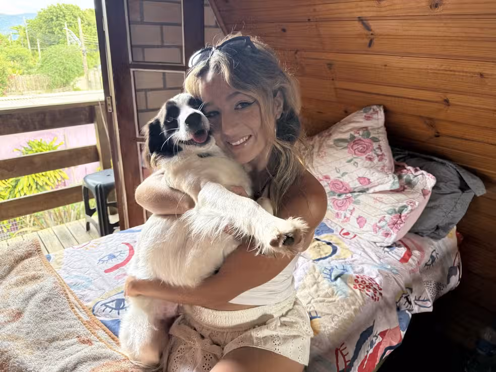 A L&iacute;der Samira viveu um momento de emo&ccedil;&atilde;o na noite de quarta-feira (4) durante a Festa do L&iacute;der no BBB 26. | Foto: Redes Sociais