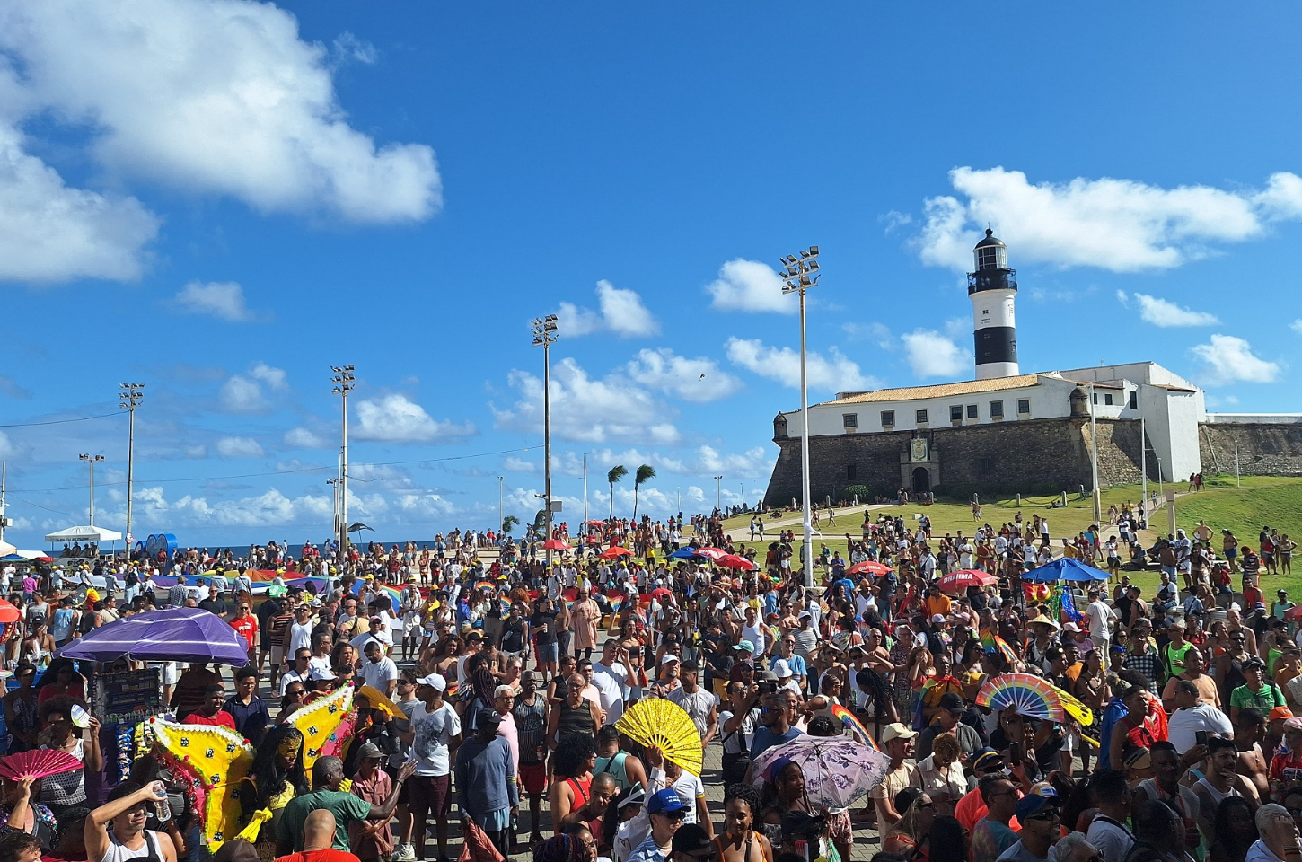 A programa&ccedil;&atilde;o ser&aacute; encerrada no domingo (6), com a realiza&ccedil;&atilde;o da 23&ordf; Parada do Orgulho LGBT+ Bahia, no circuito Barra/Ondina. | Foto: Genilson Coutinho/Divulga&ccedil;&atilde;o